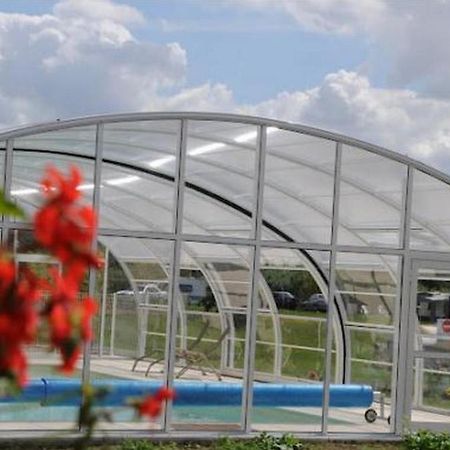 Camping Au Bord de l'Aisne Guignicourt Eksteriør bilde